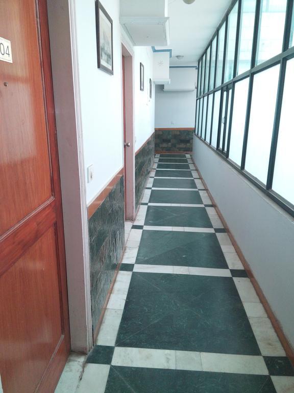 Hotel Queens Residency Gurgaon Exterior foto