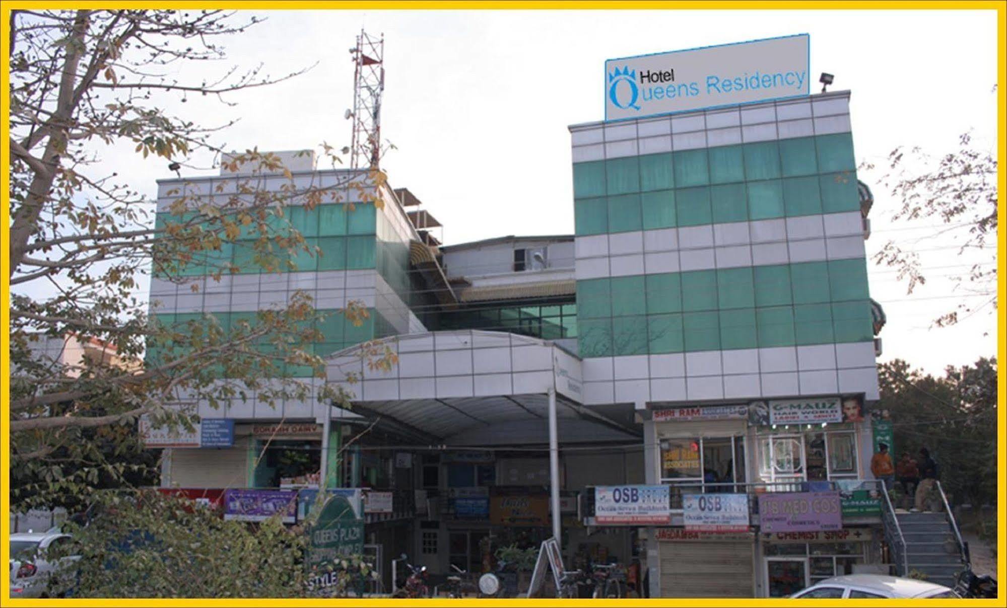 Hotel Queens Residency Gurgaon Exterior foto